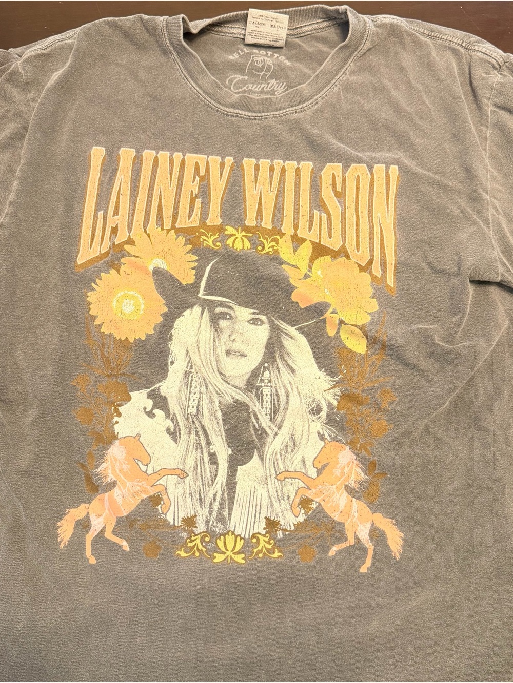 Lainey Wilson Tour Shirt